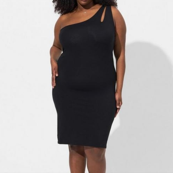 torrid Dresses & Skirts - NWT - Torrid - Mini Foxy Bodycon One Shoulder Dress - Deep Black - 1X